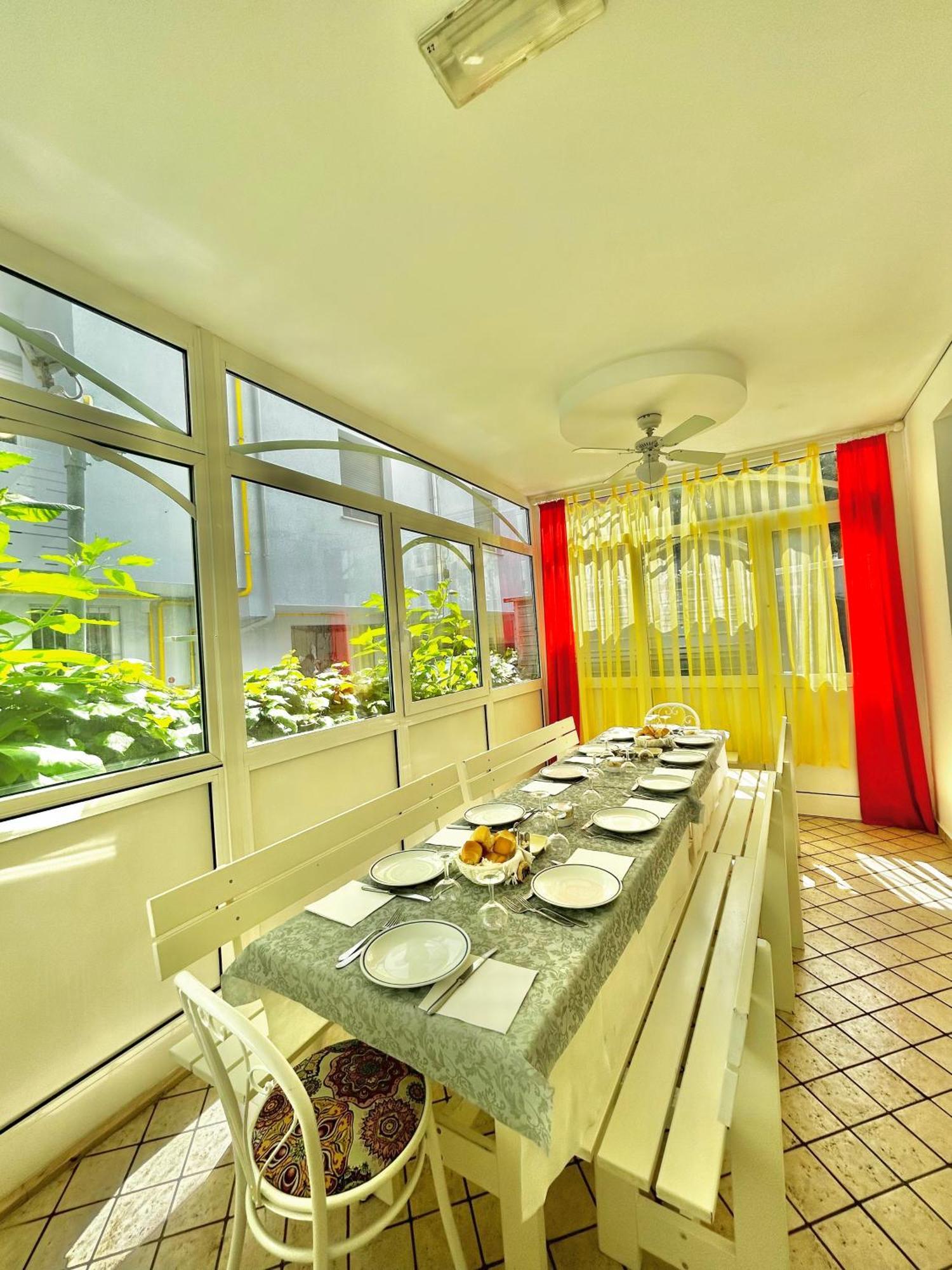Hotel Odeon Rimini Ngoại thất bức ảnh