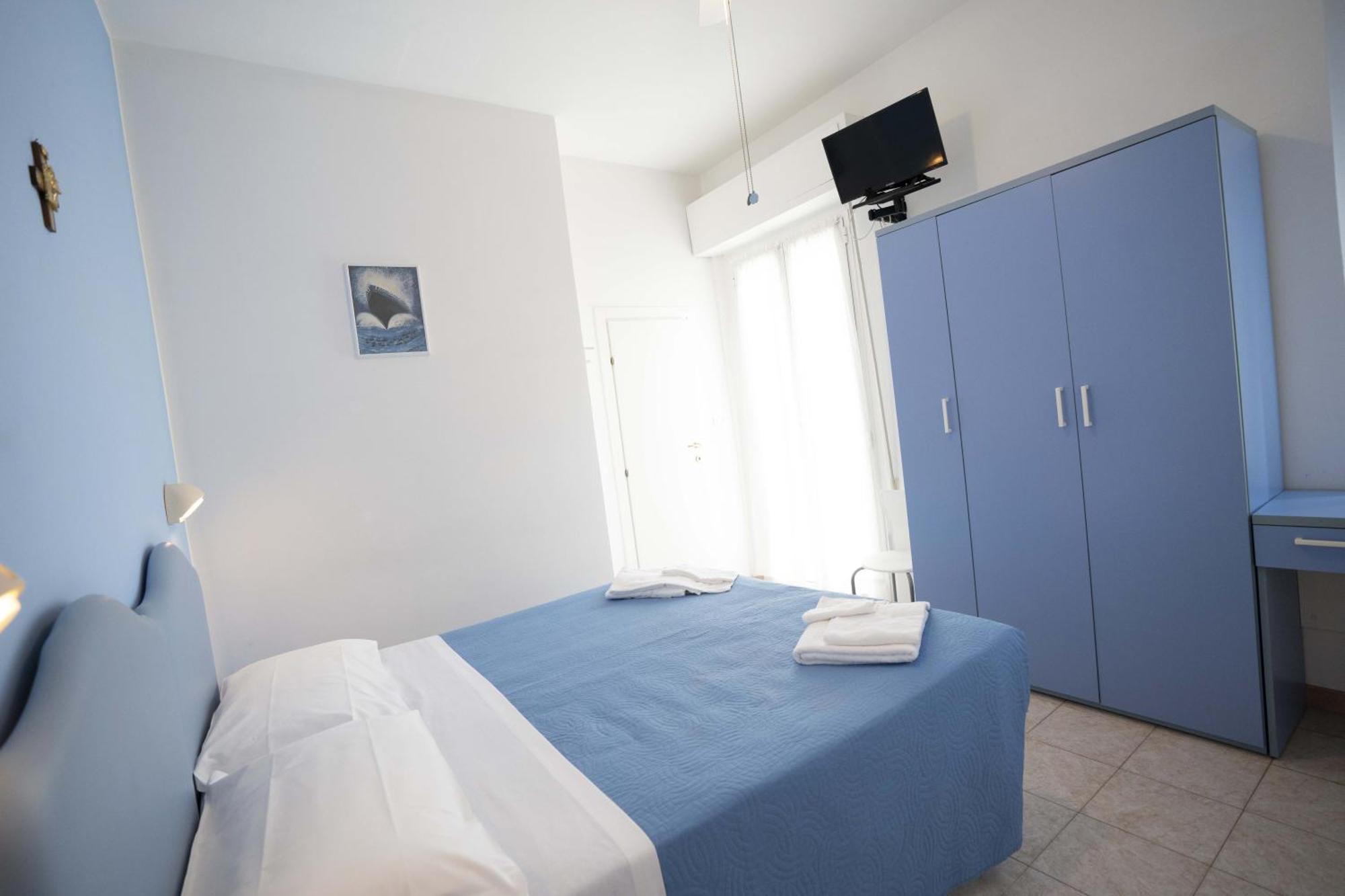 Hotel Odeon Rimini Ngoại thất bức ảnh