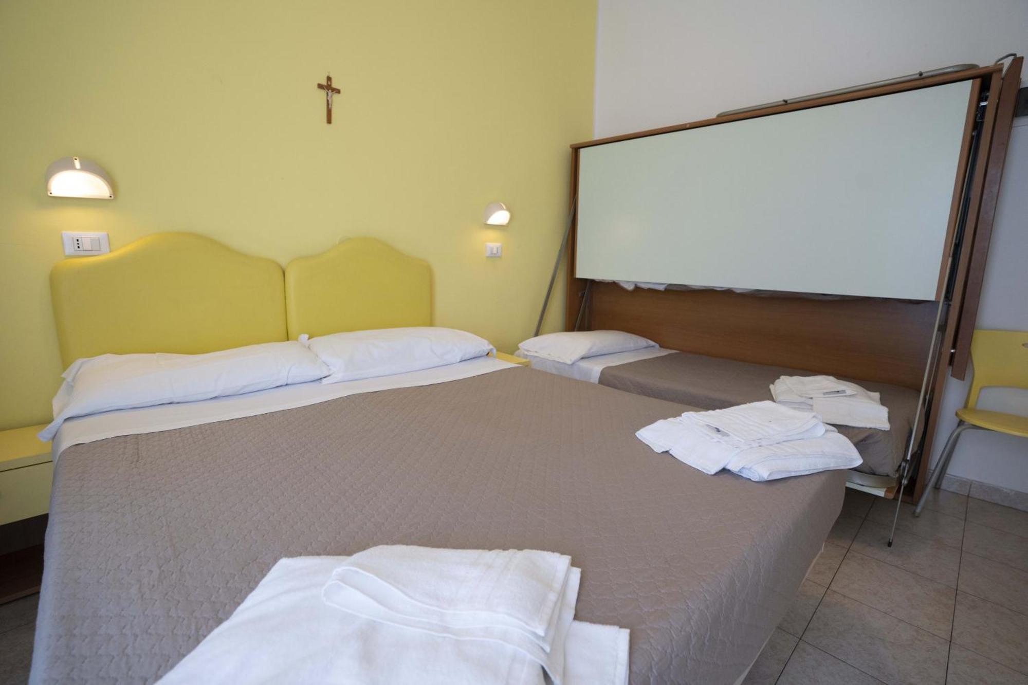 Hotel Odeon Rimini Ngoại thất bức ảnh