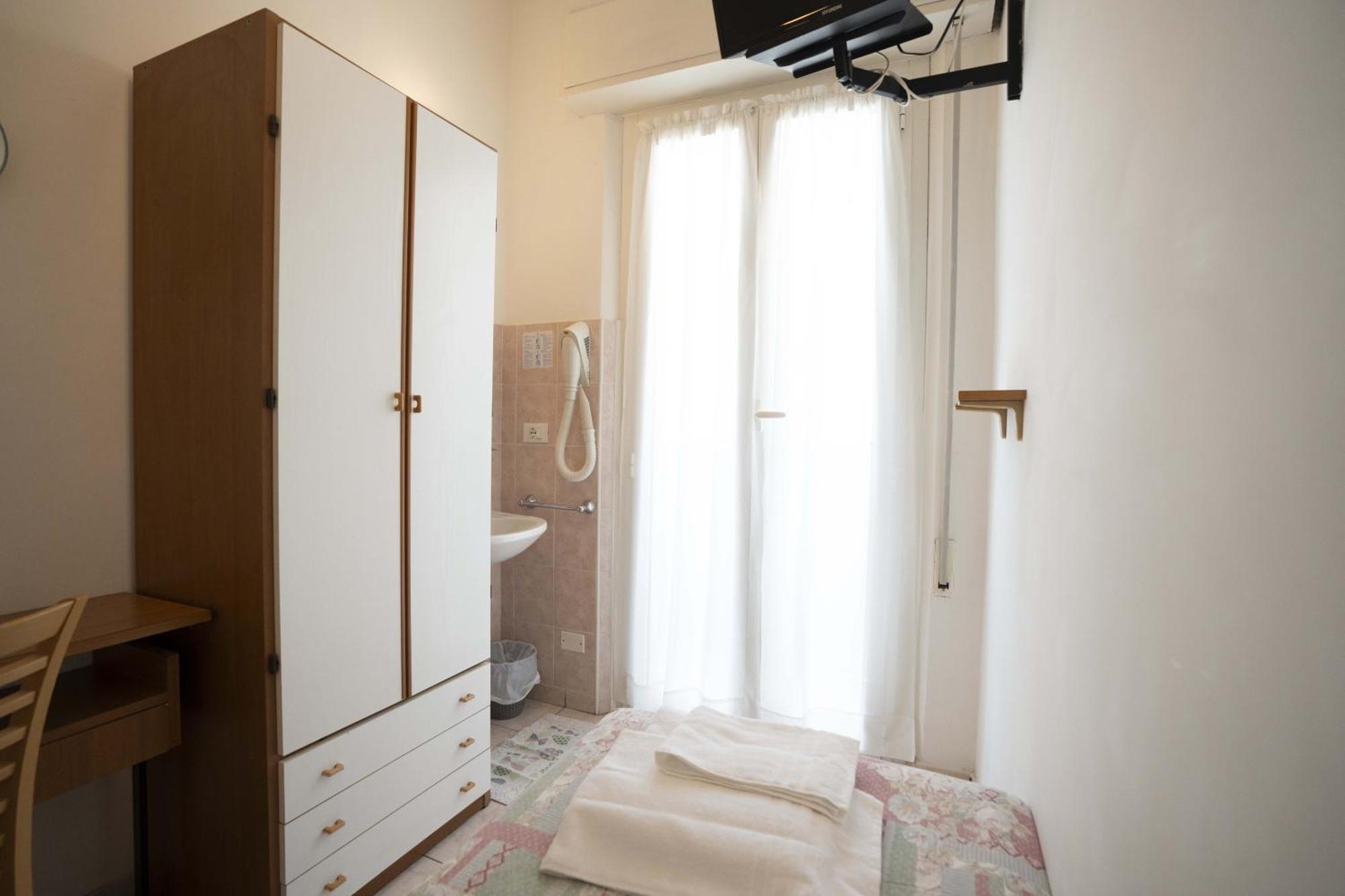 Hotel Odeon Rimini Ngoại thất bức ảnh