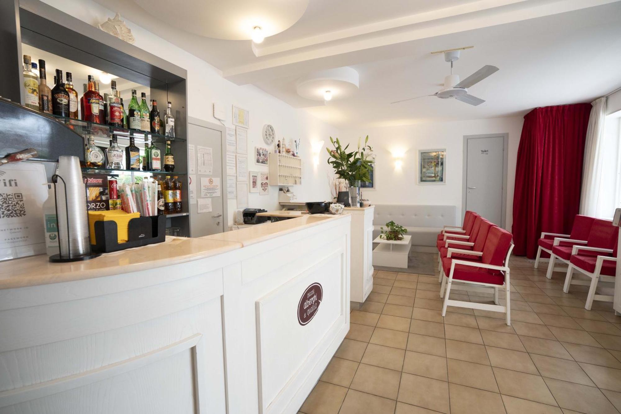 Hotel Odeon Rimini Ngoại thất bức ảnh